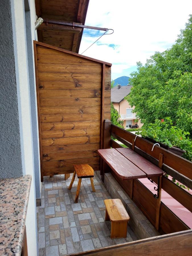 Апартаменты House Sara Кореница Экстерьер фото